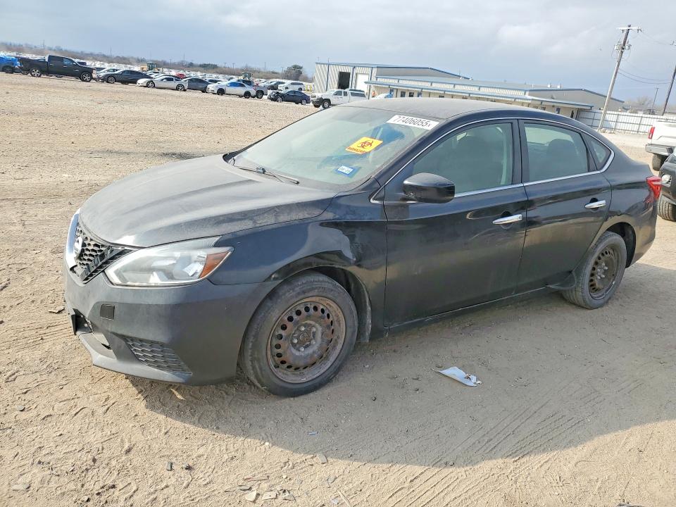 NISSAN SENTRA 2018 z numerem VIN 3N1AB7AP1JY252546 - Zdjęcie z aukcji