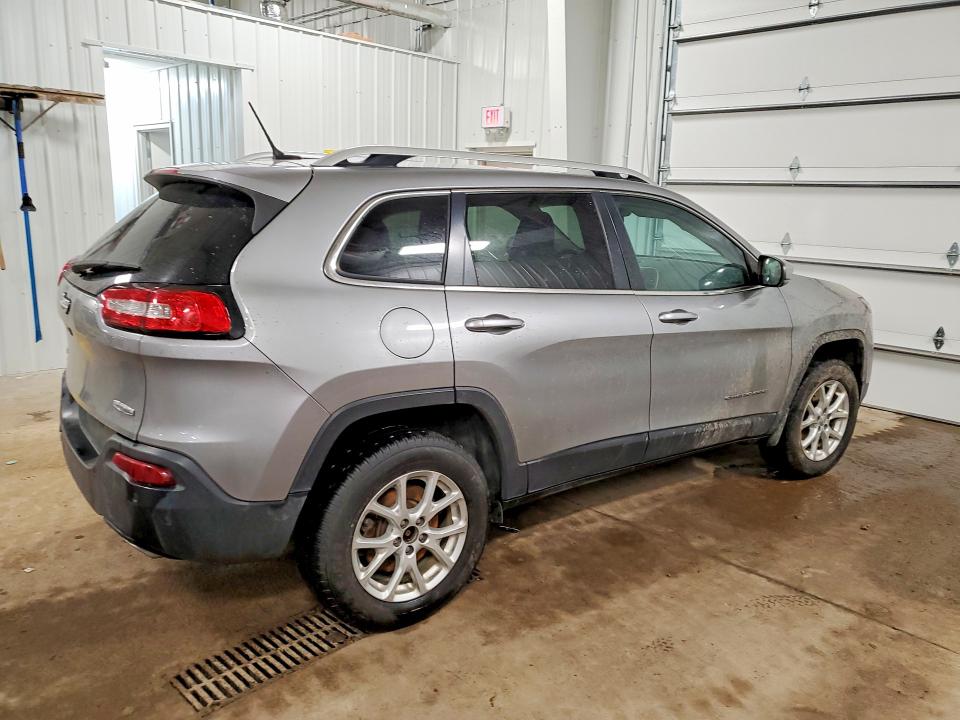 Photo 3 from auction – 2015 JEEP CHEROKEE with VIN 1C4PJMCS6FW708467