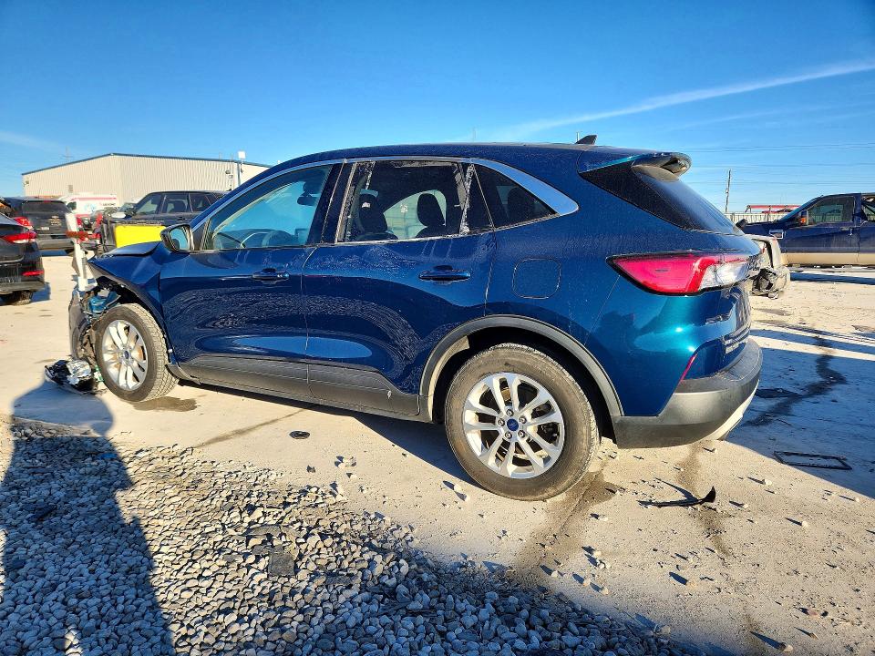 Photo 2 from auction – 2020 FORD ESCAPE SE with VIN 1FMCU0G64LUC71227