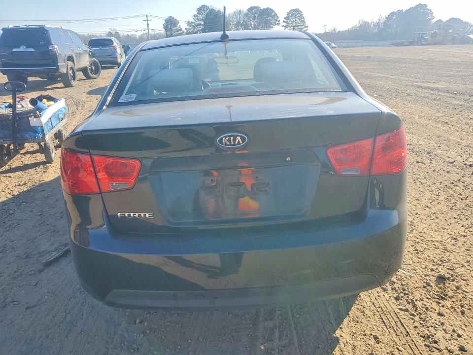 Photo 6 from auction – 2013 KIA FORTE with VIN KNAFT4A26D5703116