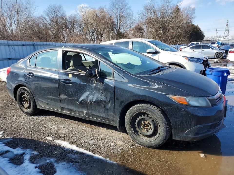 Photo 4 from auction – 2012 HONDA CIVIC with VIN 2HGFB2F56CH030995