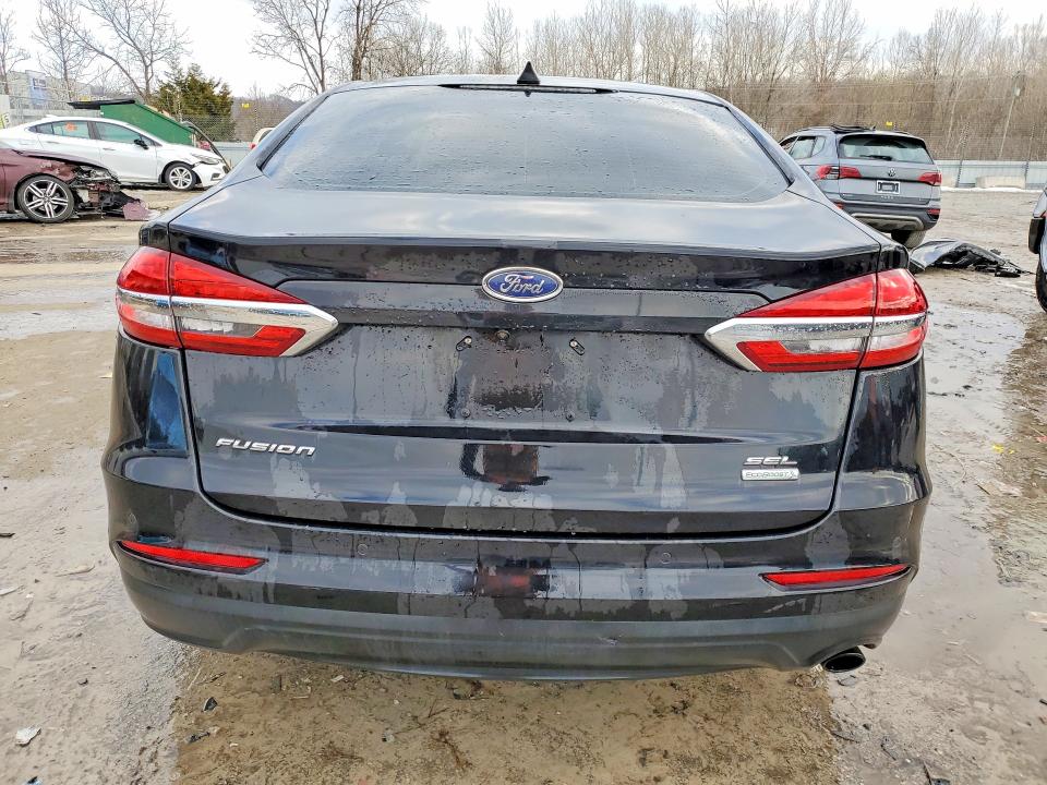 Photo 6 from auction – 2020 FORD FUSION with VIN 3FA6P0CD7LR131327