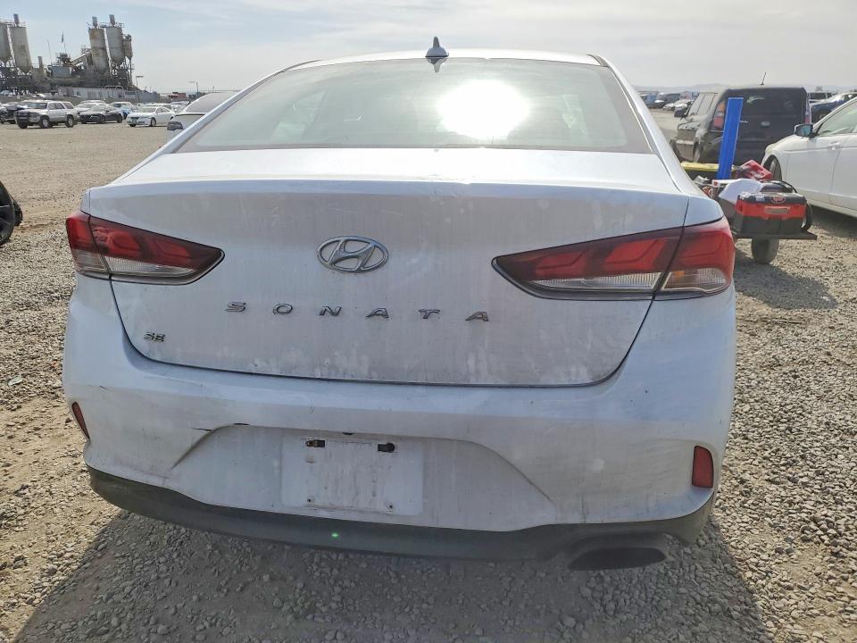 Photo 6 from auction – 2019 HYUNDAI SONATA with VIN 5NPE24AF5KH766872
