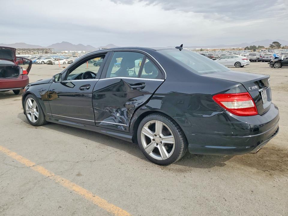 Photo 2 from auction – 2011 MERCEDES-BENZ C 300 4MAT with VIN WDDGF8BB2BR169600