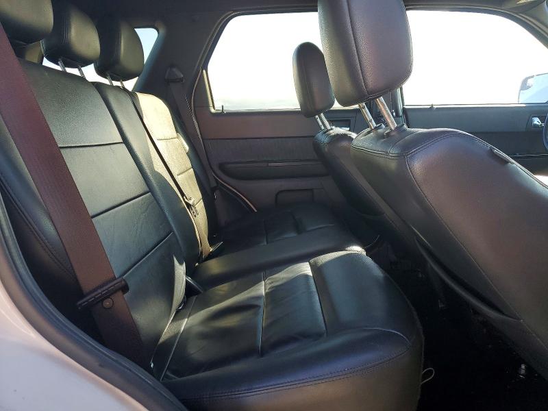 Photo 11 from auction – 2011 FORD ESCAPE with VIN 1FMCU0E72BKA25668