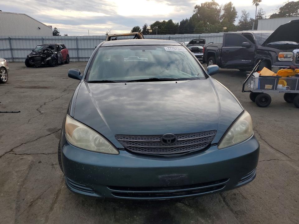 Photo 5 from auction – 2002 TOYOTA CAMRY with VIN 4T1BF30KX2U526217