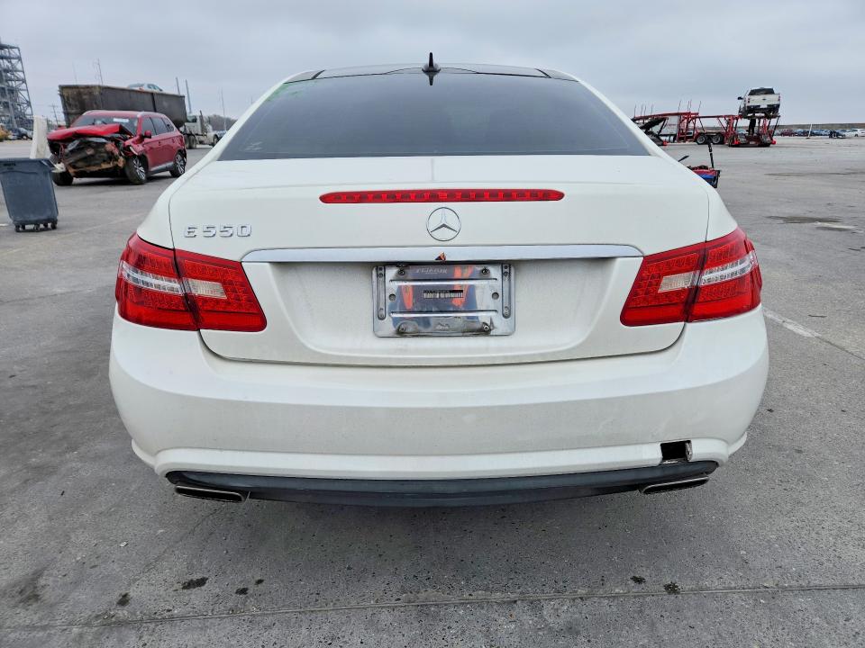 Photo 6 from auction – 2011 MERCEDES-BENZ E550 with VIN WDDKJ7CB1BF068535