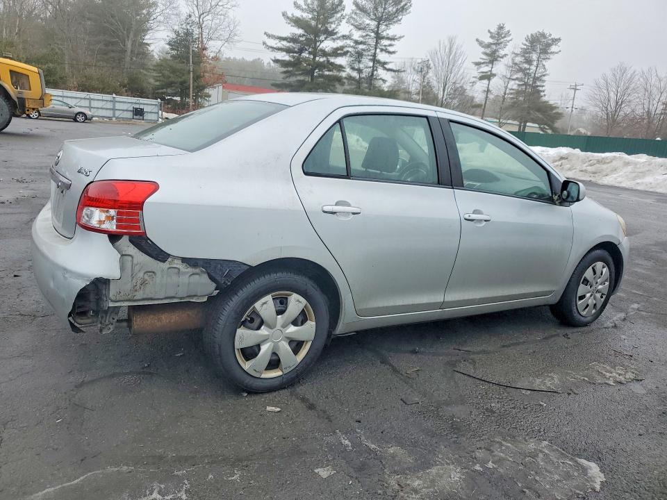 Photo 3 from auction – 2010 TOYOTA YARIS with VIN JTDBT4K37A1373031