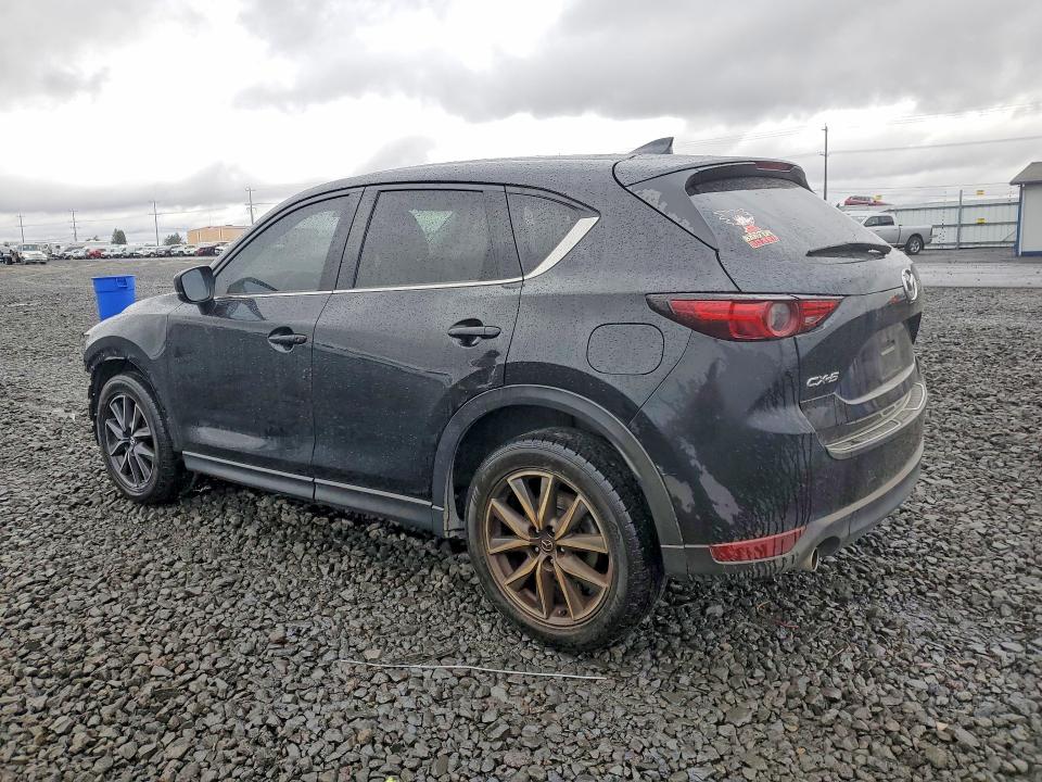 Photo 2 from auction – 2018 MAZDA CX-5 GRAND with VIN JM3KFADM6J1360807