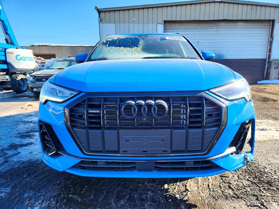 Photo 5 from auction – 2023 AUDI Q3 with VIN WA1EECF38P1107371
