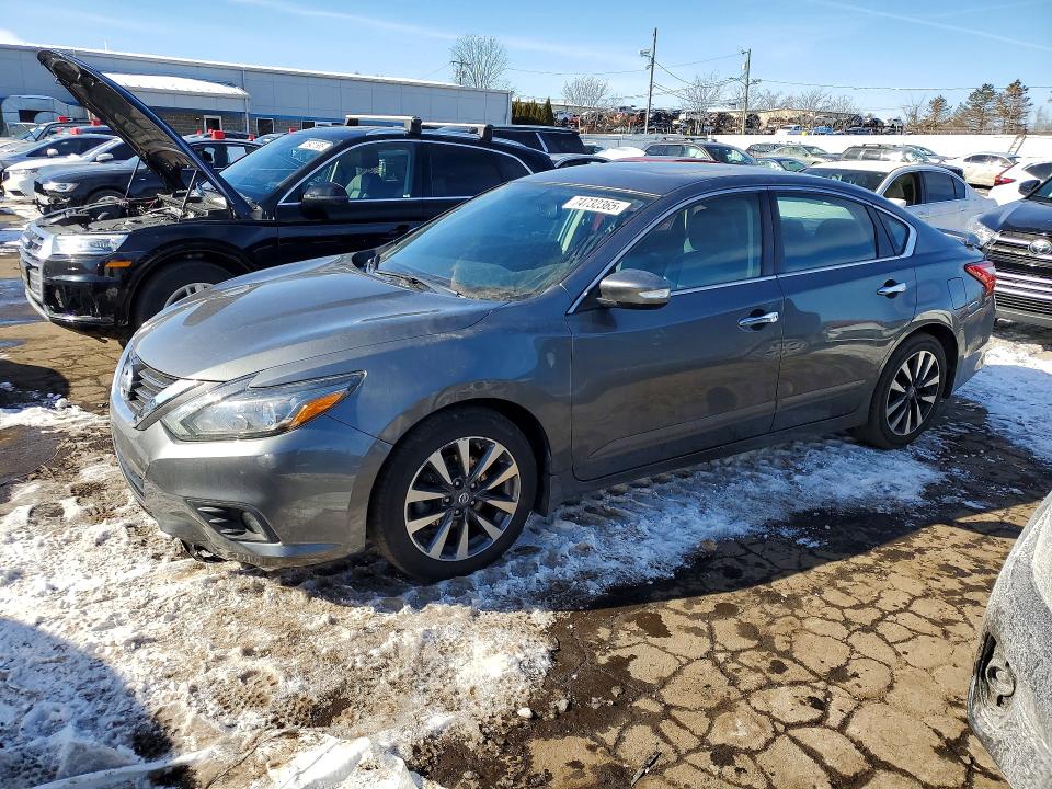 NISSAN ALTIMA 2017 with VIN 1N4AL3AP7HC149708 - Photo from auction
