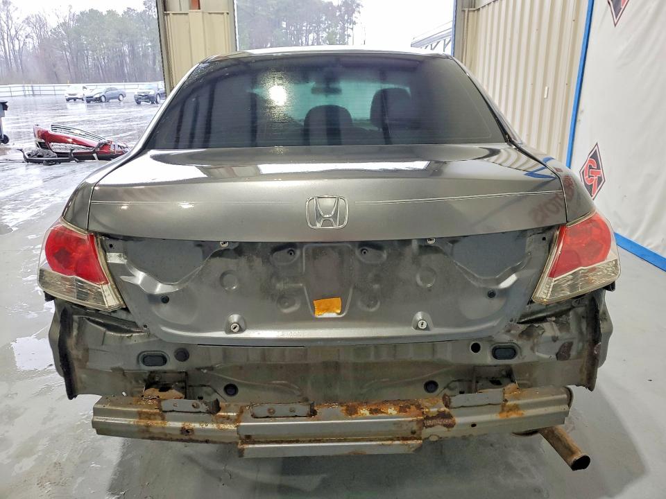 Photo 6 from auction – 2010 HONDA ACCORD with VIN 1HGCP2F39AA057820