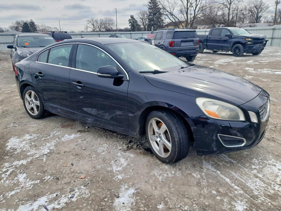 Photo 4 from auction – 2012 VOLVO S60 with VIN YV1622FS5C2056821