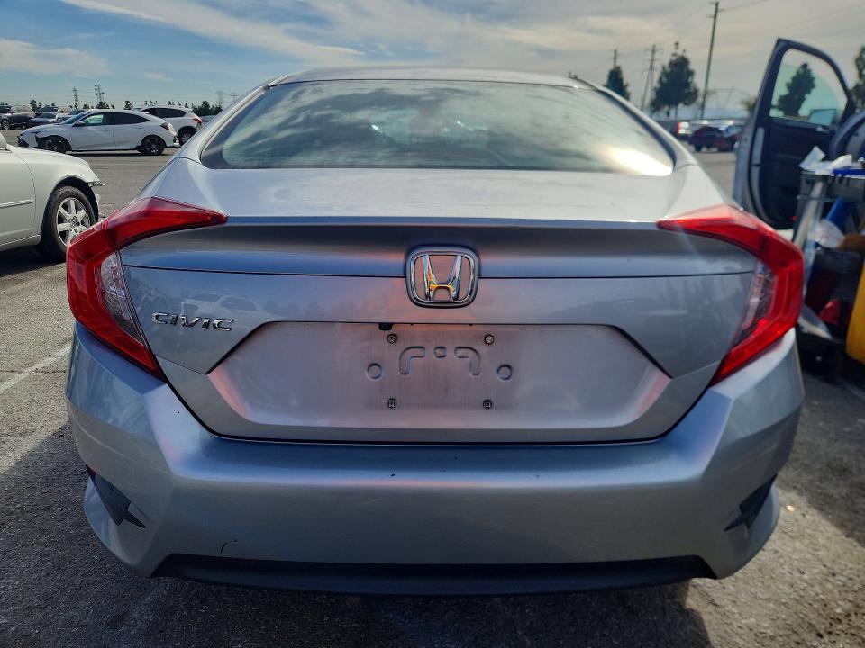 Photo 6 from auction – 2016 HONDA CIVIC EX with VIN 19XFC2F78GE231456