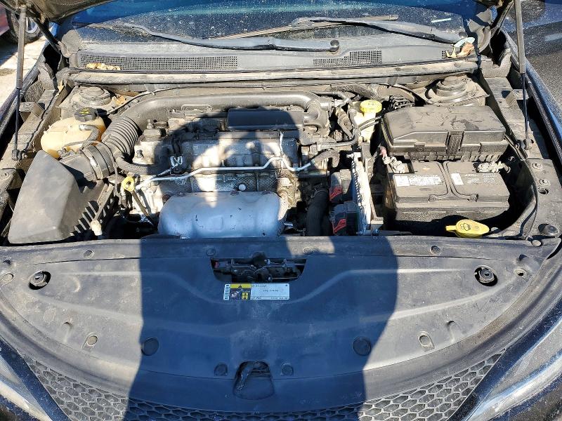 Photo 11 from auction – 2015 CHRYSLER 200 C with VIN 1C3CCCCB7FN628074