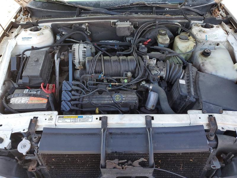 Photo 11 from auction – 2001 BUICK PARK AVENU with VIN 1G4CW54K014200743