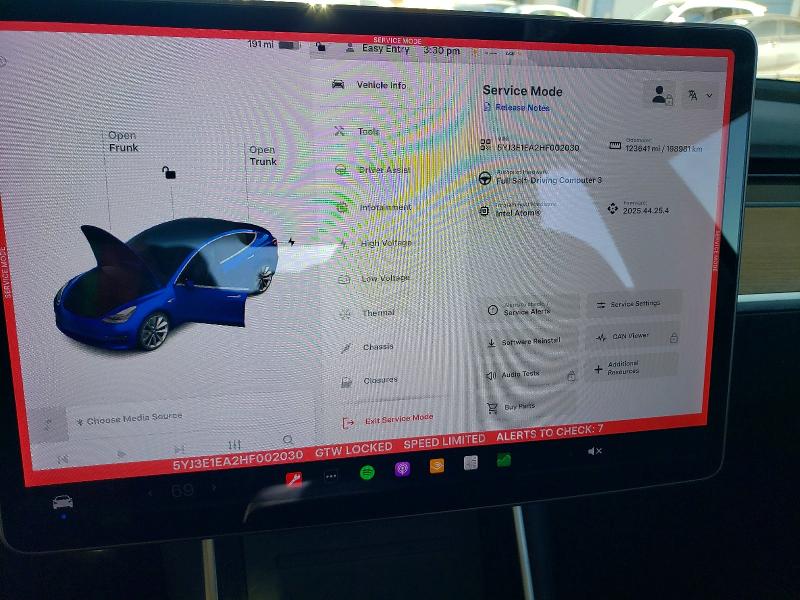 Photo 9 from auction – 2017 TESLA MODEL 3 with VIN 5YJ3E1EA2HF002030