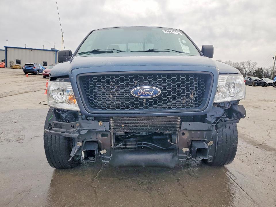 Photo 5 from auction – 2004 FORD F150 with VIN 1FTPX12504NA51385