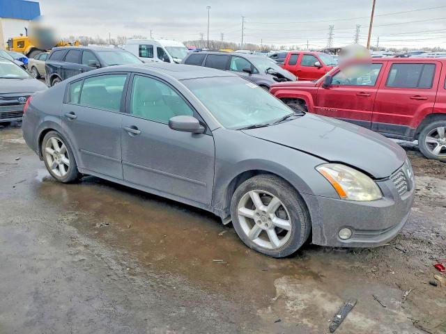 Zdjęcie 4 z aukcji – 2004 NISSAN MAXIMA SE z VIN 1N4BA41E14C930605