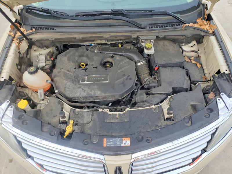 Photo 11 from auction – 2018 LINCOLN MKC with VIN 5LMCJ2C9XJUL00776