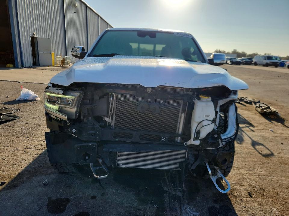 Photo 5 from auction – 2021 RAM 1500 with VIN 1C6SRFHM6MN637452