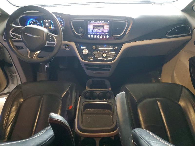Photo 8 from auction – 2017 CHRYSLER PACIFICA with VIN 2C4RC1BGXHR832400