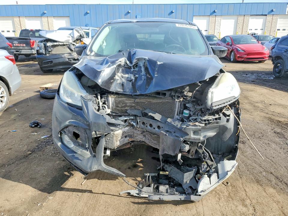 Photo 5 from auction – 2013 FORD ESCAPE with VIN 1FMCU9G91DUA08998