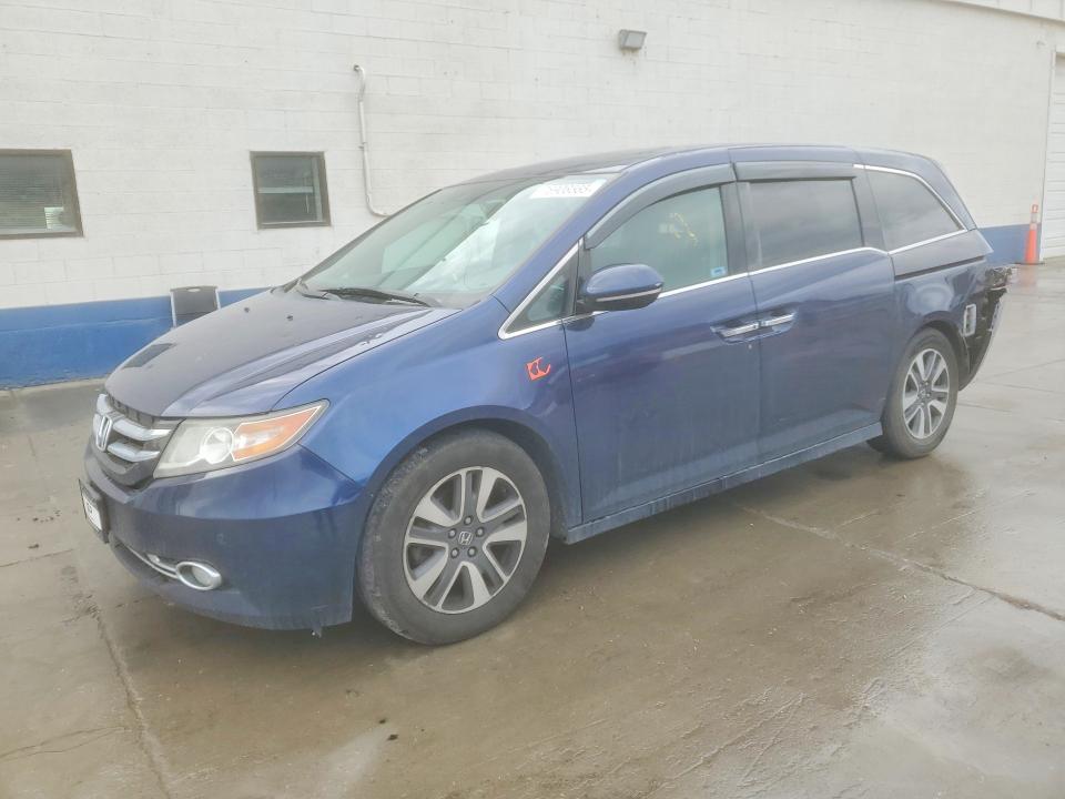 HONDA ODYSSEY TO 2016 with VIN 5FNRL5H96GB010798 - Photo from auction