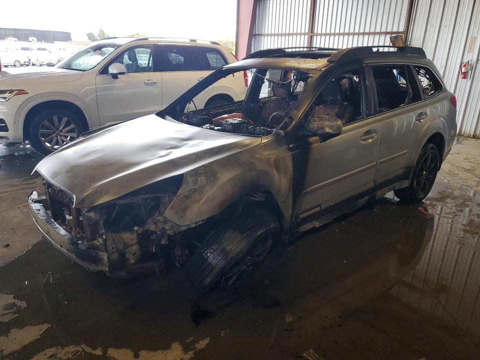 SUBARU OUTBACK 2012 with VIN 4S4BRBKC4C3264600 - Photo from auction