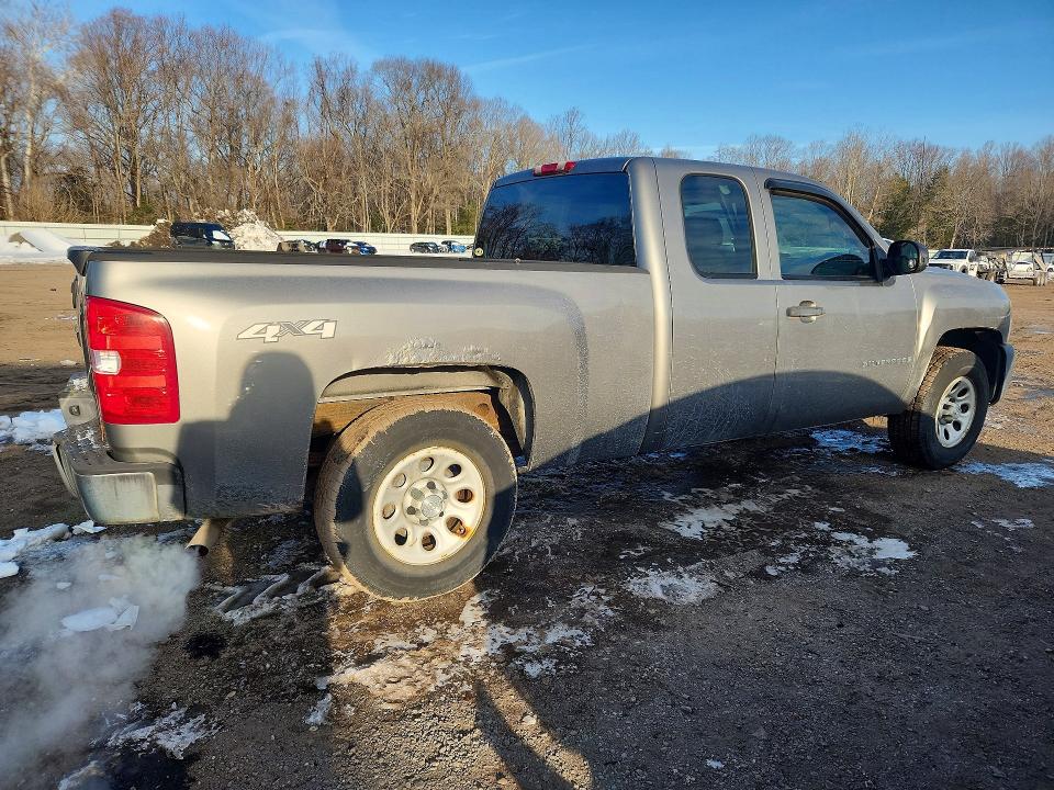 Photo 3 from auction – 2009 CHEVROLET SILVERADO with VIN 1GCEK19C69Z119490