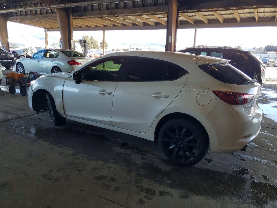 Photo 2 from auction – 2017 MAZDA 3 with VIN JM1BN1L34H1117382