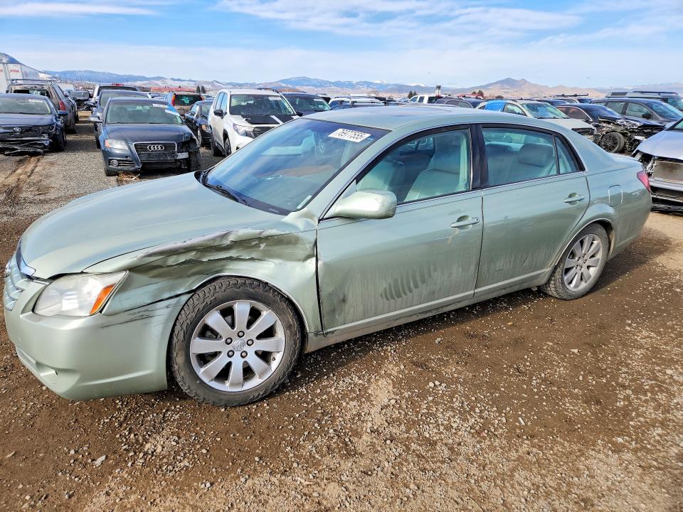TOYOTA AVALON 2005 z numerem VIN 4T1BK36B15U020072 - Zdjęcie z aukcji