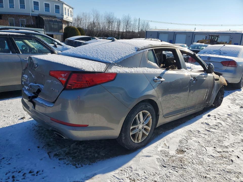 Photo 3 from auction – 2013 KIA OPTIMA with VIN 5XXGM4A74DG144418
