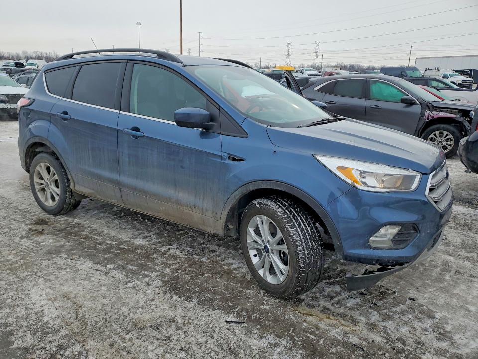 Photo 4 from auction – 2018 FORD ESCAPE with VIN 1FMCU9GDXJUB51447