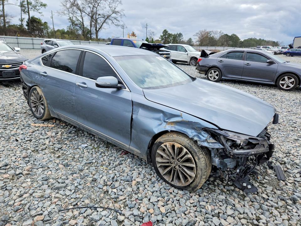Photo 4 from auction – 2015 HYUNDAI GENESIS with VIN KMHGN4JE0FU028010