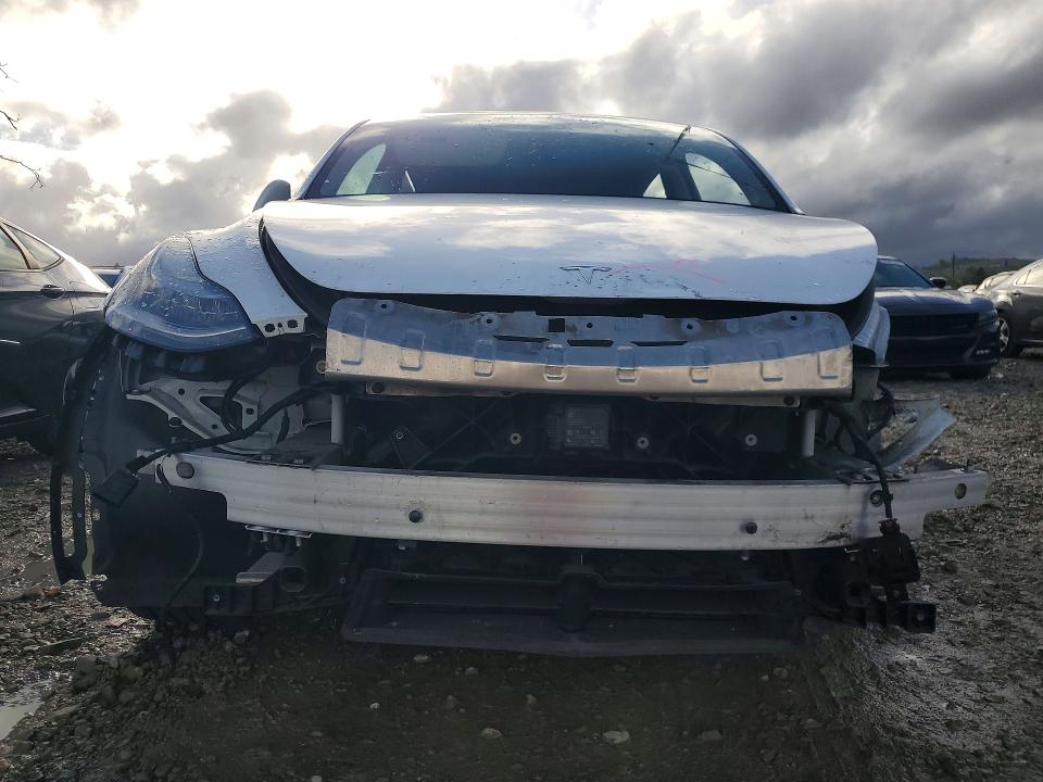 Photo 5 from auction – 2021 TESLA MODEL Y with VIN 5YJYGDEE0MF070938