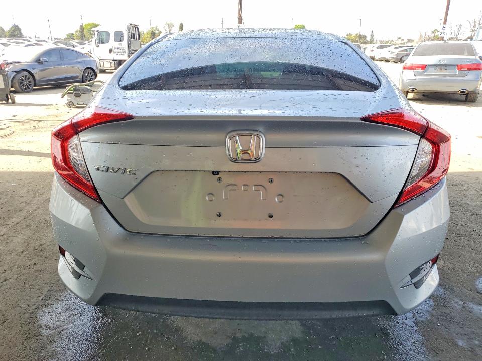 Zdjęcie 6 z aukcji – 2017 HONDA CIVIC z VIN 2HGFC2F55HH551128