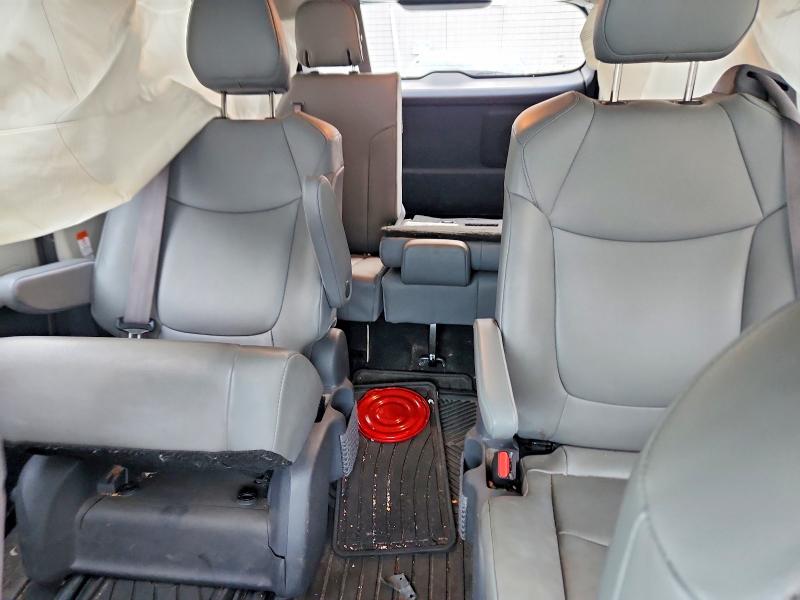 Photo 10 from auction – 2021 TOYOTA SIENNA with VIN 5TDYRKEC3MS018972
