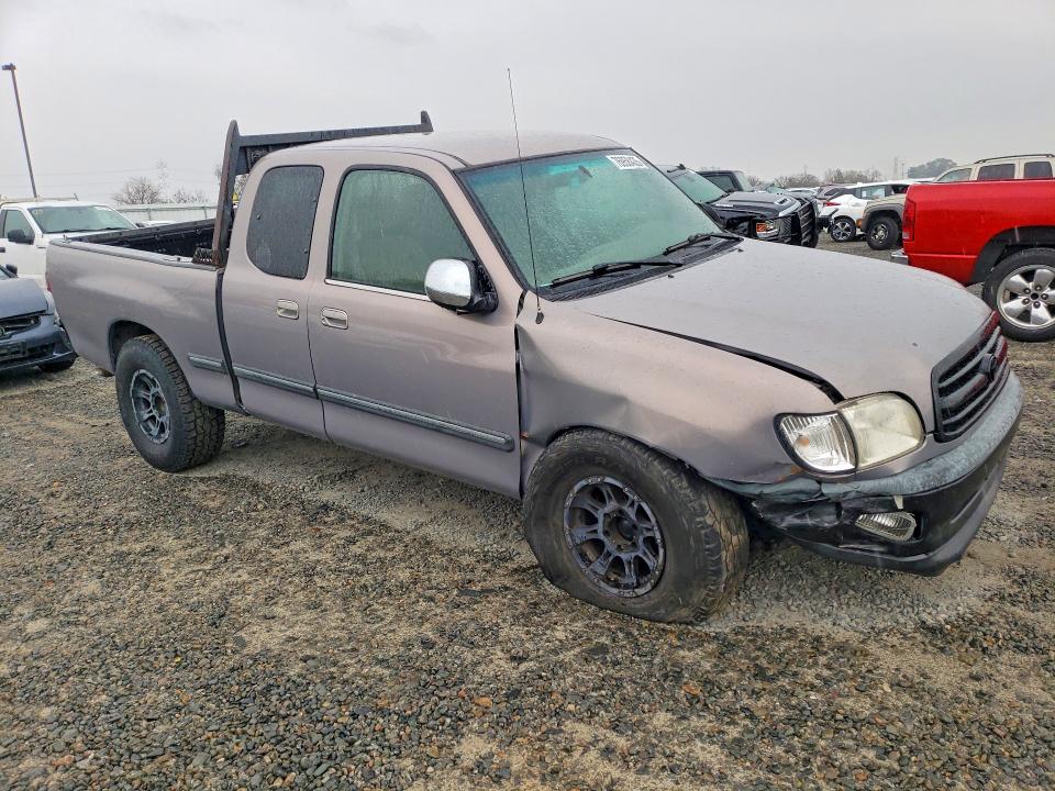 Photo 4 from auction – 2002 TOYOTA TUNDRA ACC with VIN 5TBBT441X2S248582