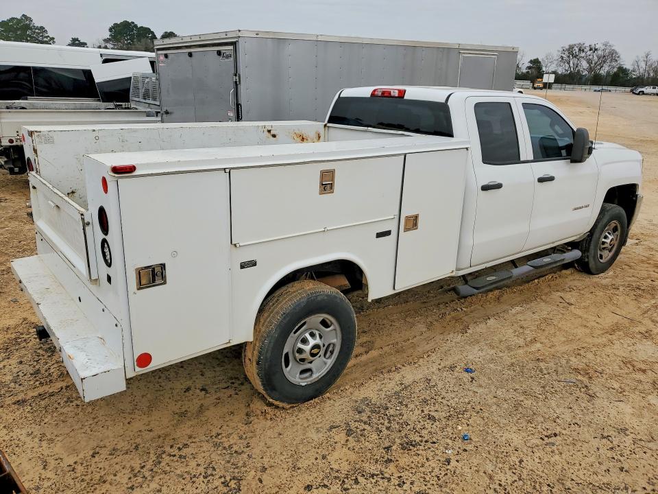 Photo 3 from auction – 2015 CHEVROLET SILVERADO with VIN 1GB2CUE88FZ139470