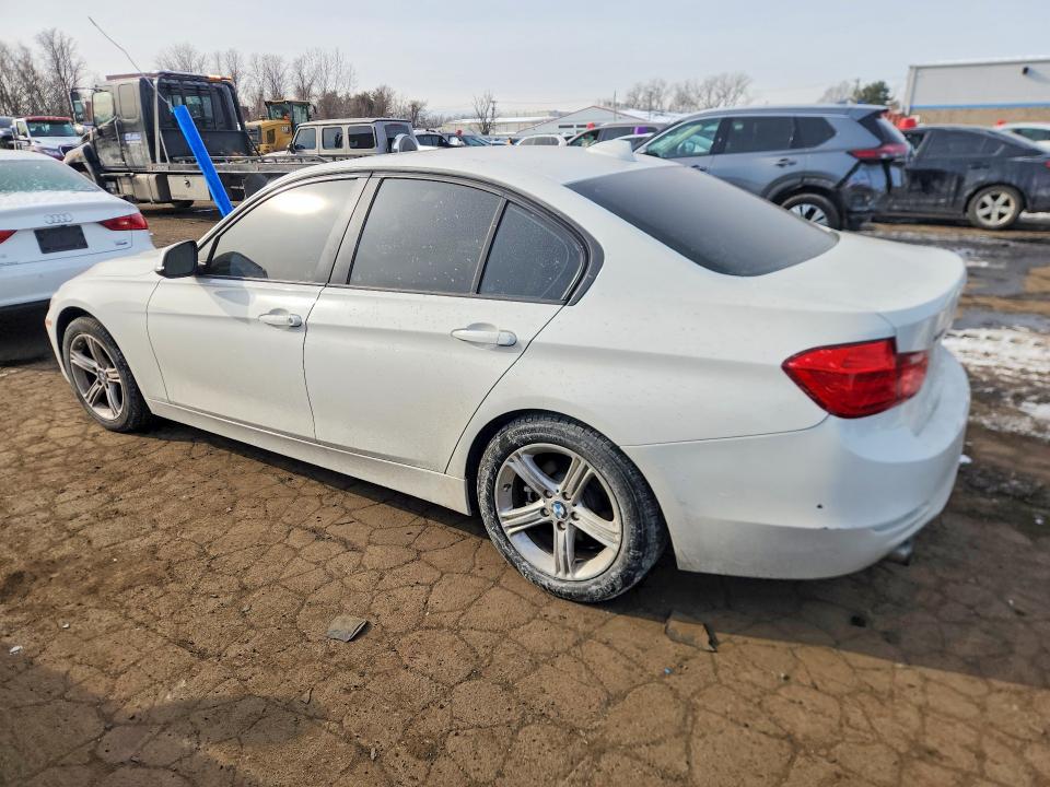 Photo 2 from auction – 2014 BMW 320 with VIN WBA3C3C56EP661069