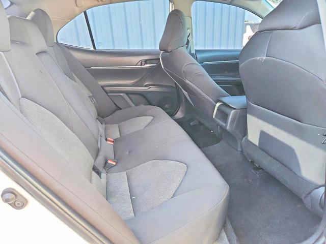 Photo 10 from auction – 2022 TOYOTA CAMRY with VIN 4T1C11AK8NU677034