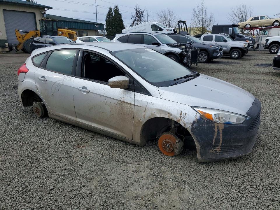 Photo 4 from auction – 2017 FORD FOCUS with VIN 1FADP3K23HL263922