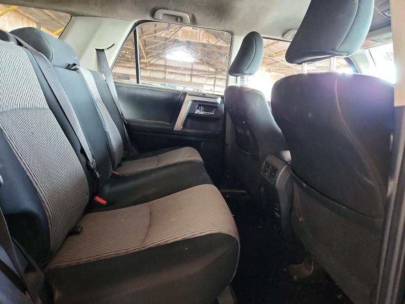 Photo 11 from auction – 2015 TOYOTA 4RUNNER SR with VIN JTEBU5JR2F5234218