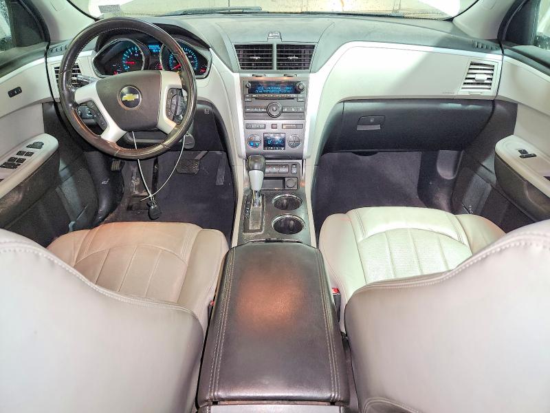 Photo 8 from auction – 2011 CHEVROLET TRAVERSE L with VIN 1GNKVLED4BJ164122
