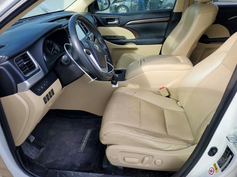 Photo 7 from auction – 2015 TOYOTA HIGHLANDER with VIN 5TDDKRFH8FS077685