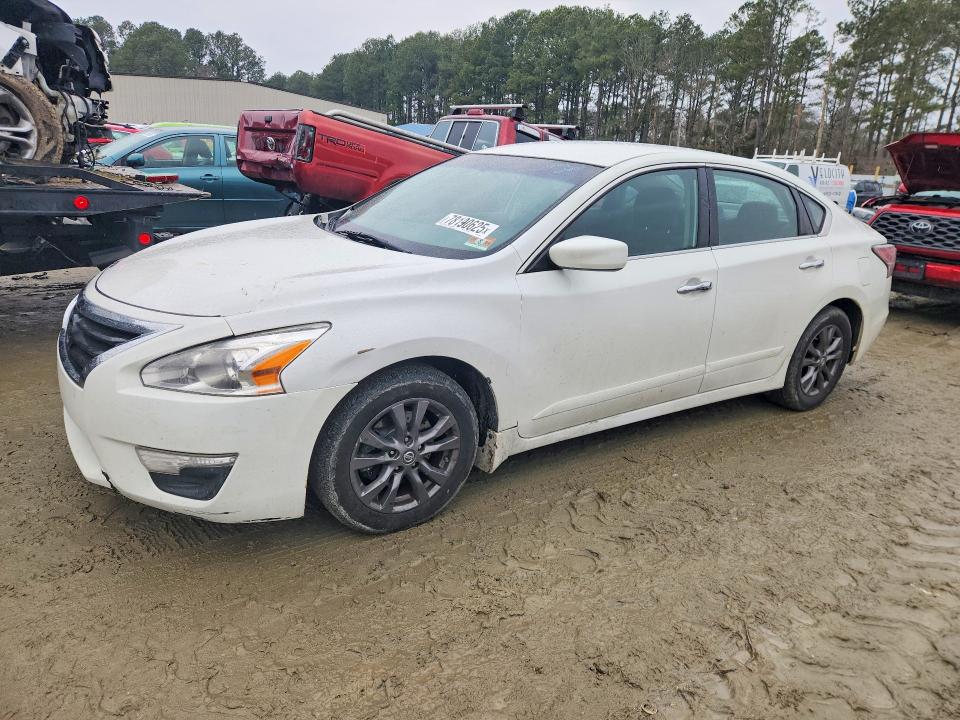 NISS ALTIMA 2015 with VIN 1N4AL3AP1FC409565 - Photo from auction