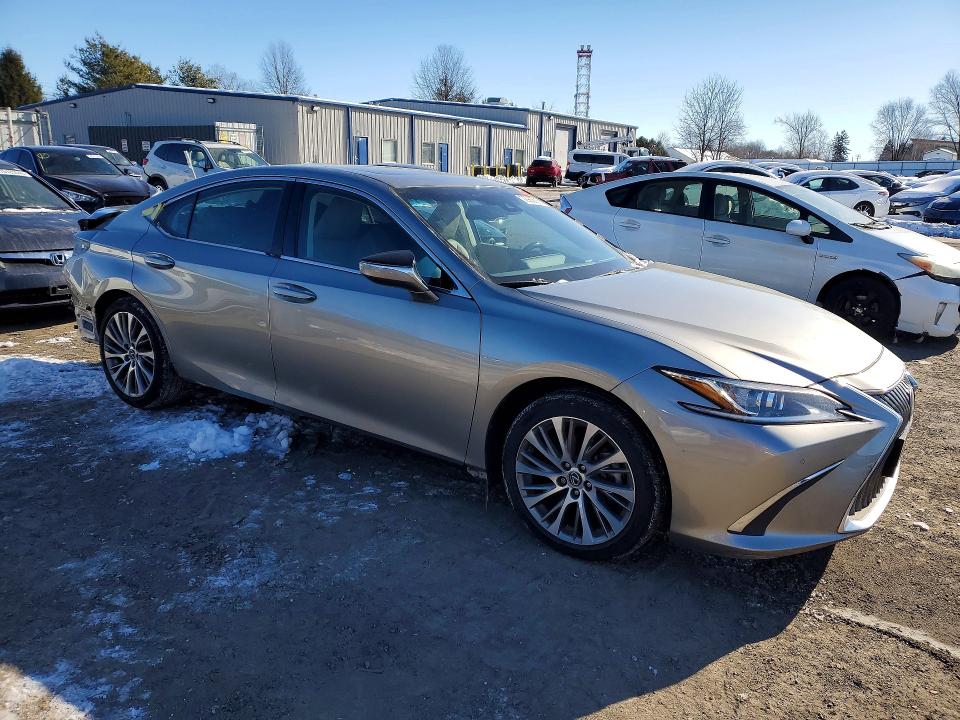 Zdjęcie 4 z aukcji – 2020 LEXUS ES z VIN 58ADZ1B19LU074974