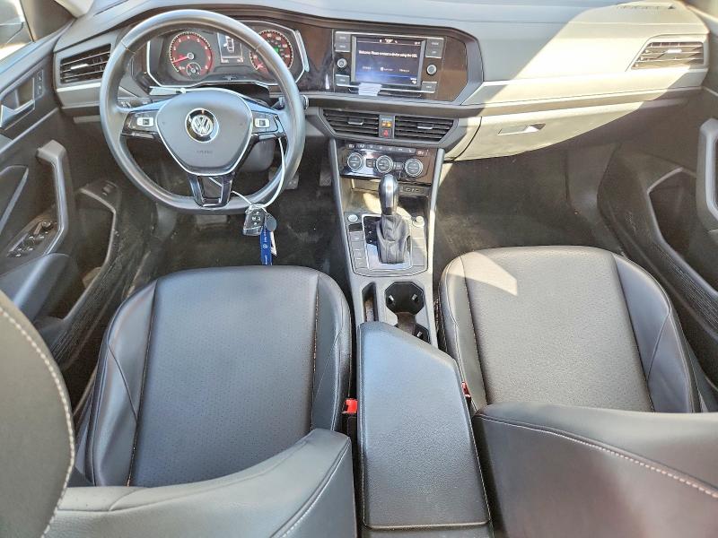 Photo 8 from auction – 2020 VOLKSWAGEN JETTA with VIN 3VWCB7BU5LM050665