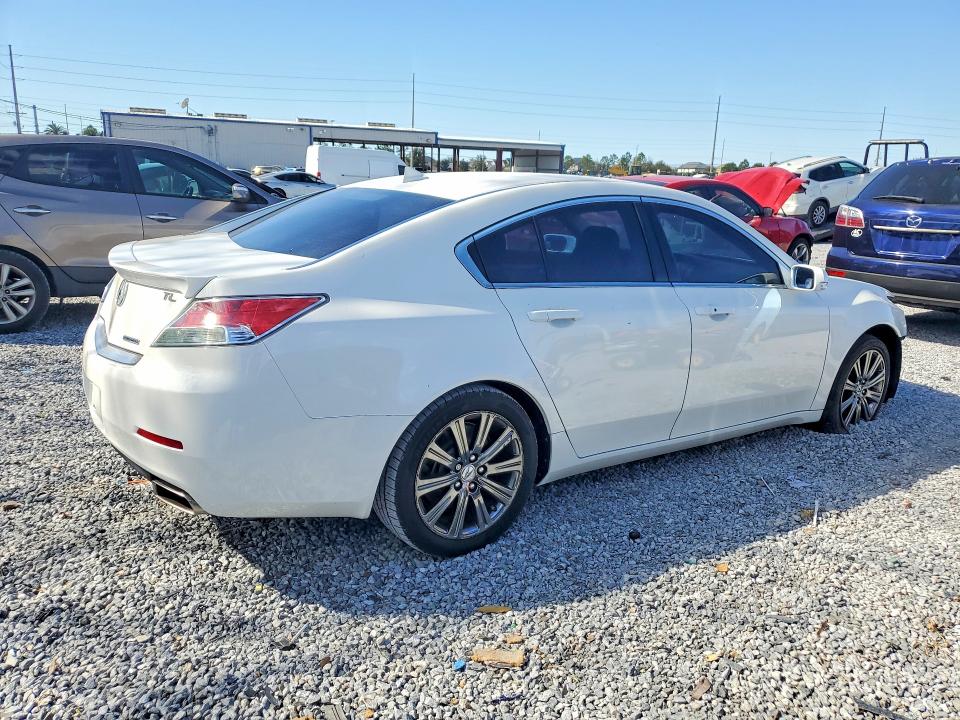 Photo 3 from auction – 2014 ACURA TL SE with VIN 19UUA8F35EA002165